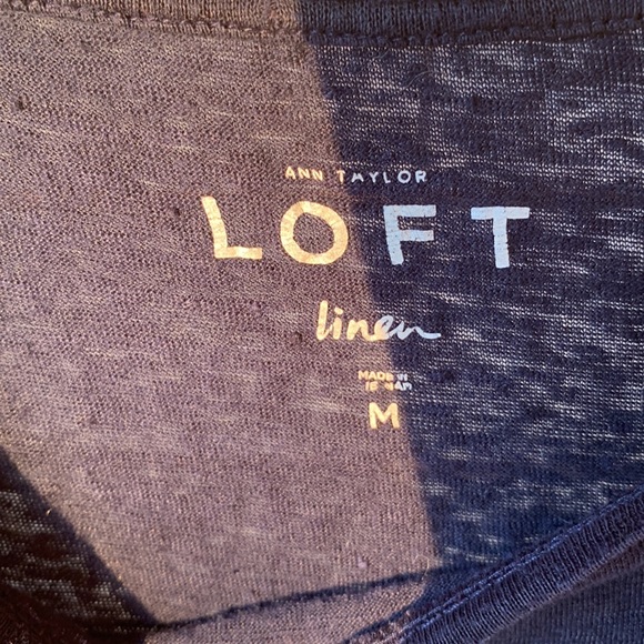 Loft by Ann Taylor Navy Blue tee. Size M - Picture 2 of 3